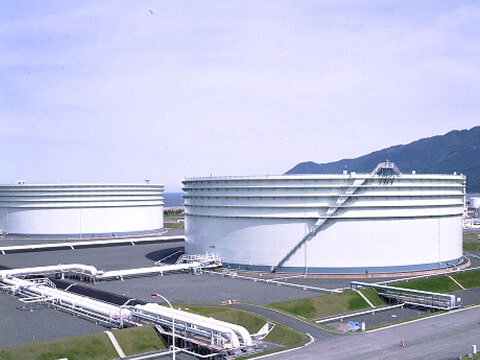 浮屋根式タンク