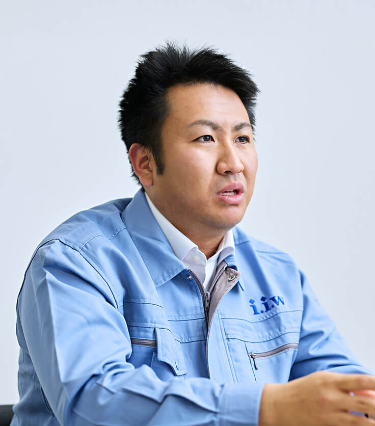 インタビュー中の舛井さん